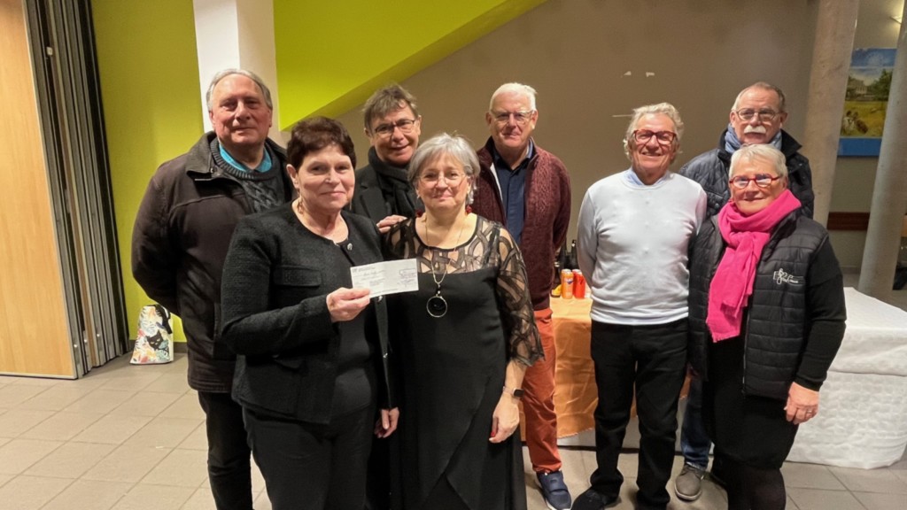 Le Foyer a fait don de 200 € Le Foyer a fait don de 200 €