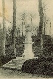 L'ancien monument aux morts